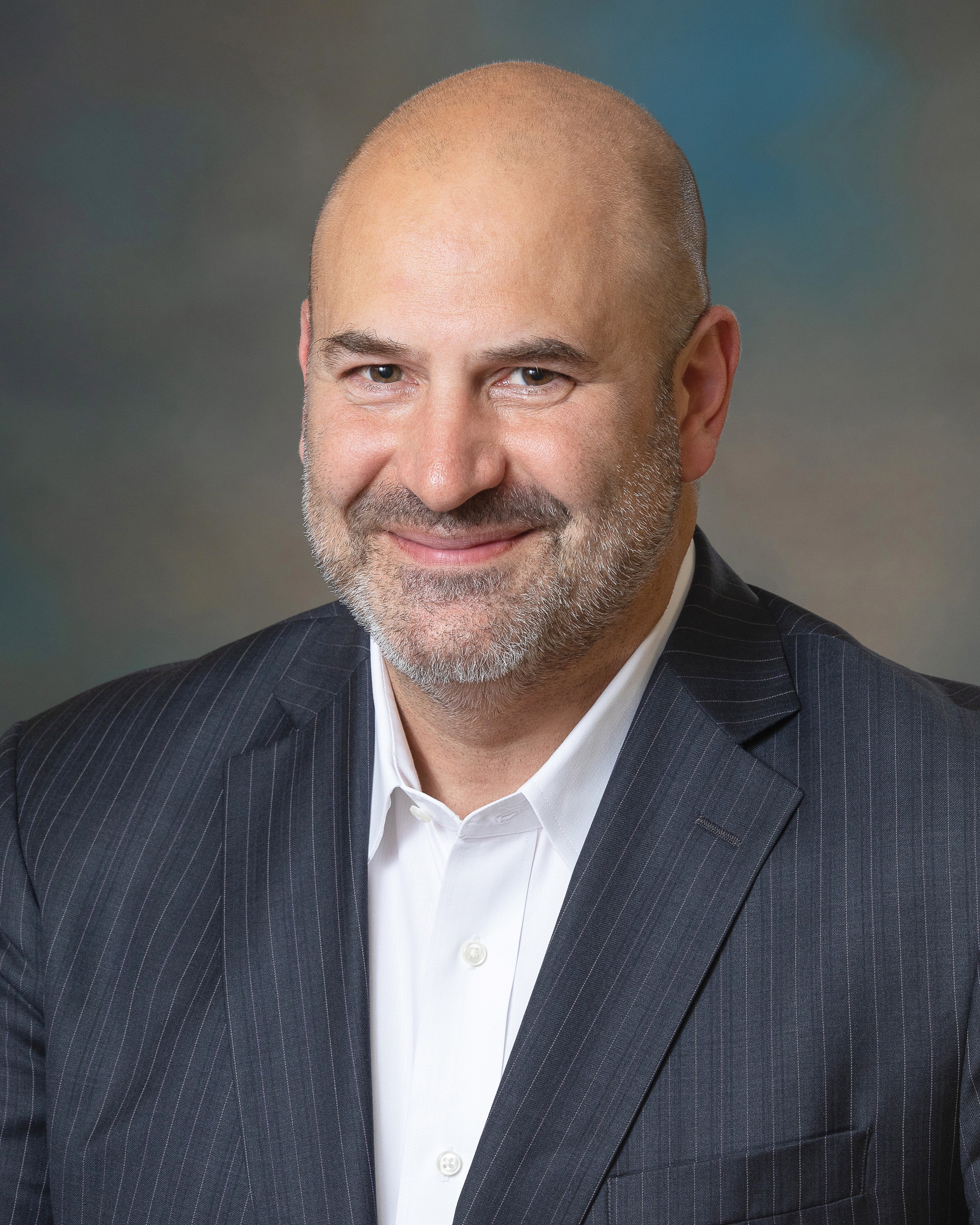 Louis Crivelli Headshot