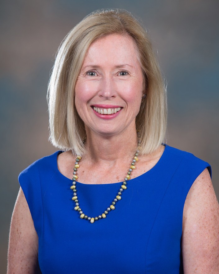 Virginia Robbins Headshot